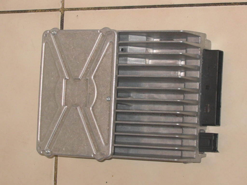 Amplificator Mercedes Harman Kardon A2518209589