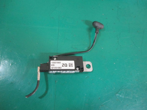 AMPLIFICATOR / MODUL ANTENA COD 13327069 ZQ OPEL INSIGNIA A FAB. 2008 – 2013 ⭐⭐⭐⭐⭐