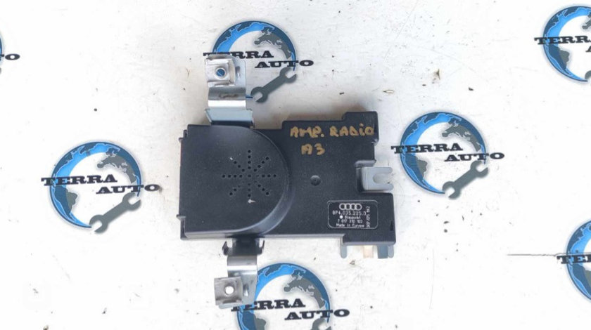 Amplificator radio 8P035225D Audi A3 8P an fab. 2003 - 2012