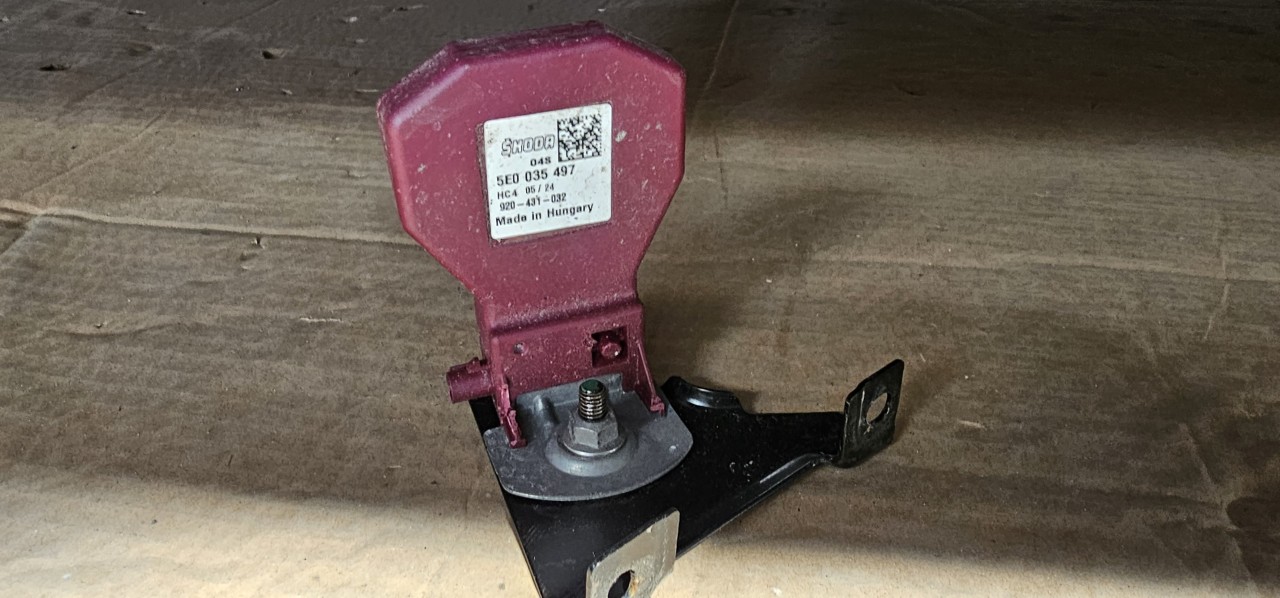 Amplificator semnal antena Skoda Kamiq / Scala / Octavia 2017 2018 2019 2020 2021 2022