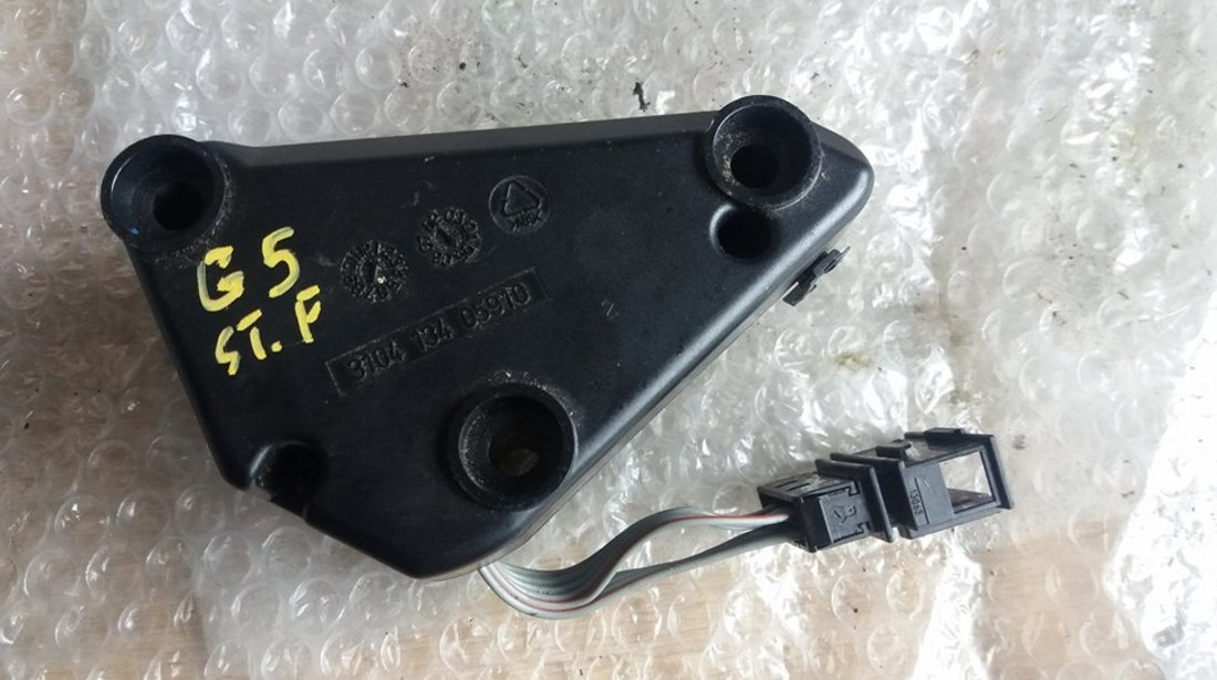 Amplificator stanga-dreapta fata vw golf 5 1k0035463d