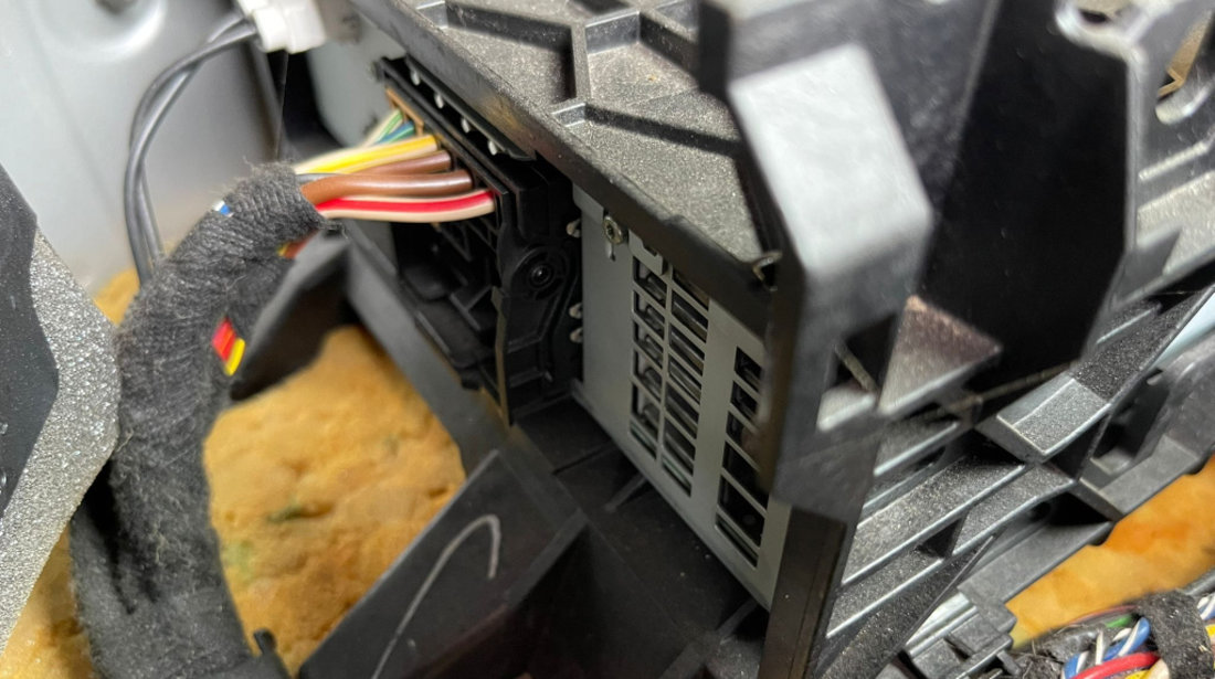 Amplificator Sunet Audio Unitate MMI Audi A4 B8 2008 - 2015 Cod 4G0035056 [C3001]