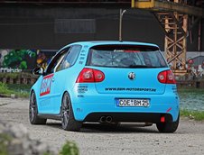 Andrea Friedrich si Volkswagen Golf GTI