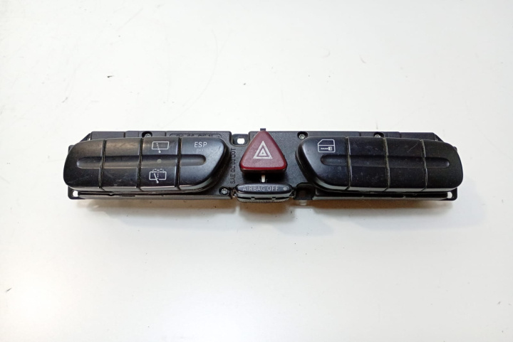 Ansamblu butoane Buton avarie 2038218258 Mercedes-Benz C-Class W203/S203/CL203 [2000 - 2004]