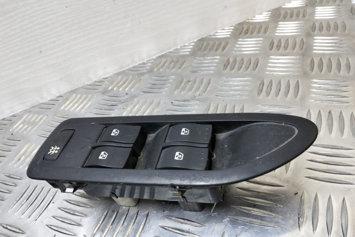 Ansamblu butoane Comutator geamuri electrice Renault Laguna 2 [2001 - 2005]