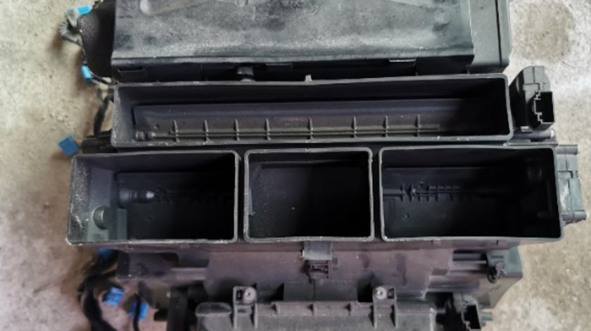 Ansamblu clima Audi A6 C6 4F motoras radiator habitaclu