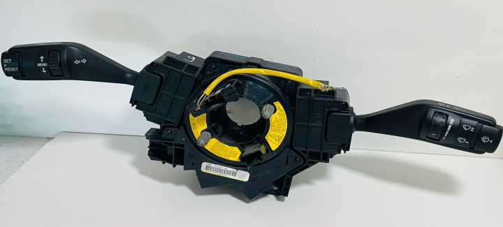 Ansamblu manete Bloc lumini / Spirala volan 4M5T-14A664-AB / 4M5T14A664AB Ford Focus 2 [2004 - 2008]