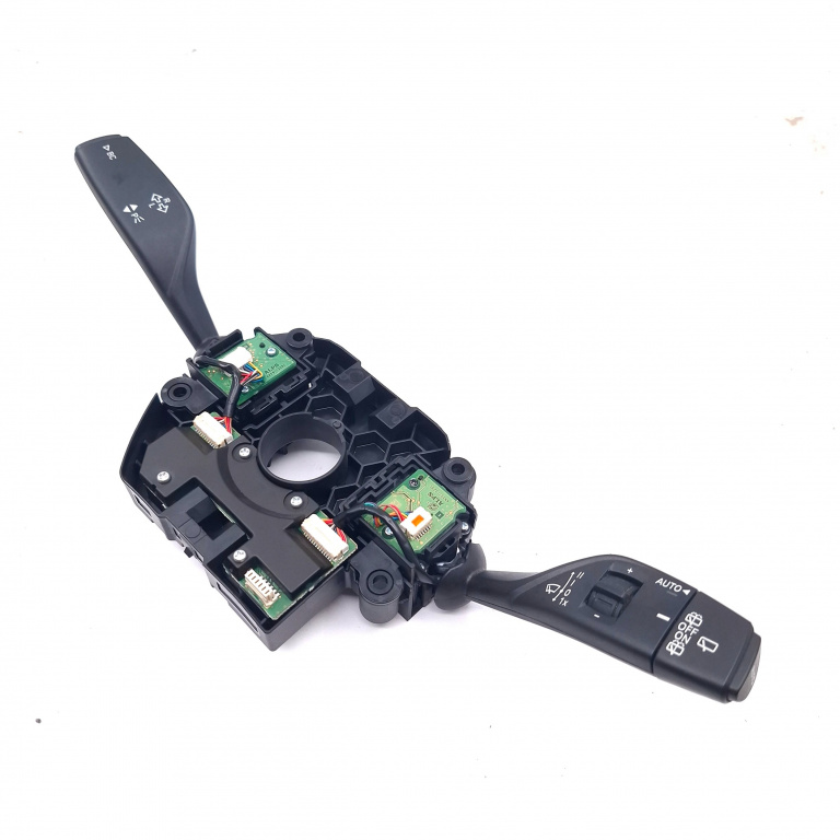 Ansamblu Manete Semnalizare Stergator Bmw 2 Gran Tourer (F46) 2015 > 218 D B47 C20 A Motorina Maneta Semnalizare Maneta Stergator 971229C, 971228C, Ans971229C, Ans971228C Alps