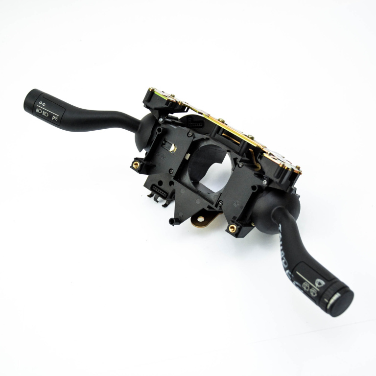 Ansamblu Manete Semnalizare Stergator Maneta Semnalizare,maneta Stergator VW TOUAREG (7L) 2002 - 2010 Motorina 7L6953549D, 7L6953507N, 7L6953503, 3D0953513
