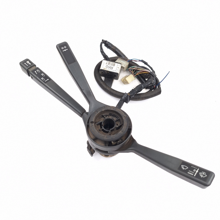Ansamblu Manete Semnalizare Stergator Maneta Semnalizare,maneta Stergator,maneta Semnalizare,maneta Stergator Iveco Thesi TurboDaily 1985 - 1999 Motorina 9198226000