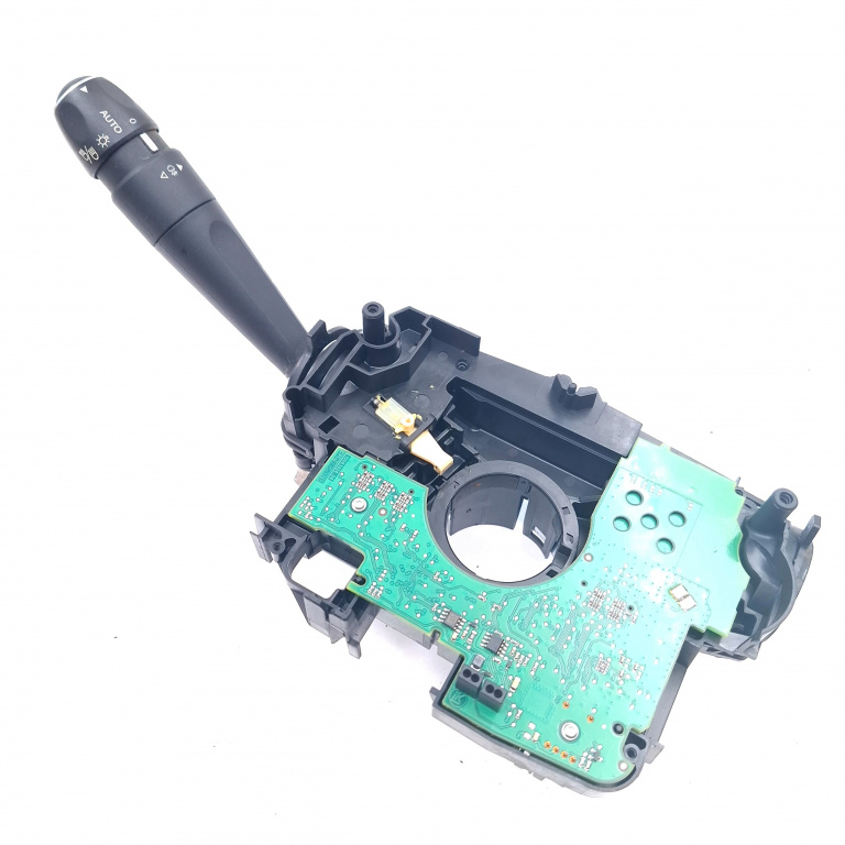 Ansamblu Manete Semnalizare Stergator Peugeot 508 2010-2023 2.0 Hdi Rxh Hybrid4 Rhc (Dw10Cted4) Motorina Maneta Semnalizare Maneta Stergator 96759263Xt, 1002538110, Com2008P, 1004302404, 28704Z, 90433Lev000Mn Kostal