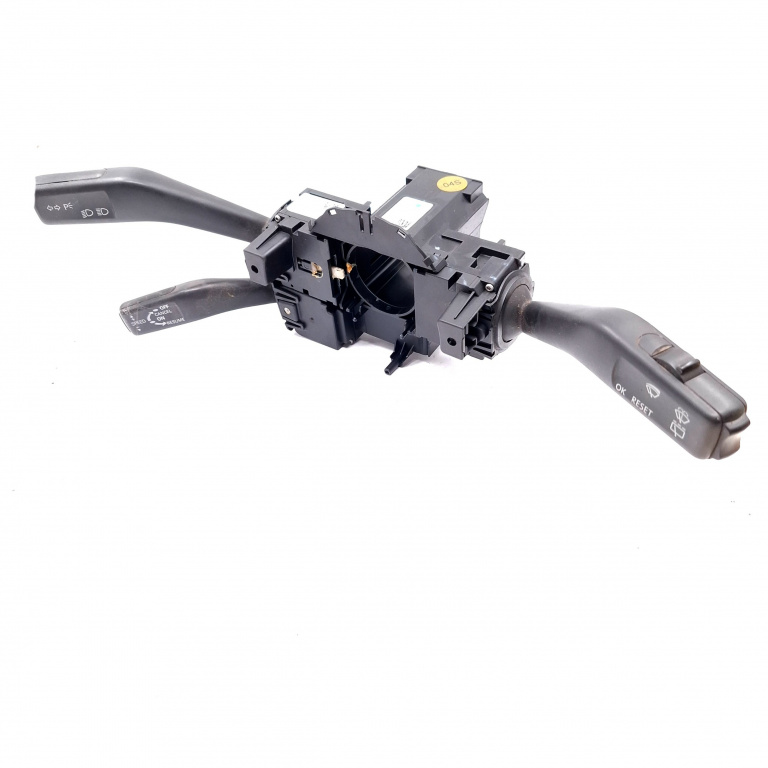 Ansamblu Manete Semnalizare Stergator Vw Passat B6 2005-2010 2.0 Tdi Bmp Motorina Maneta Pilot Automat Maneta Semnalizare Maneta Stergator 3C9953513C, 3C9953507C, 01503803, 3C9-953-507-C, 90048052816174, 01403803, 684801, 3C9953513, 3C9953507