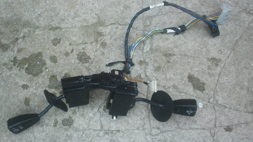 Ansamblu manete stergatoare si semnalizare BMW E36 ( pisicuta ) in stare foarte buna.