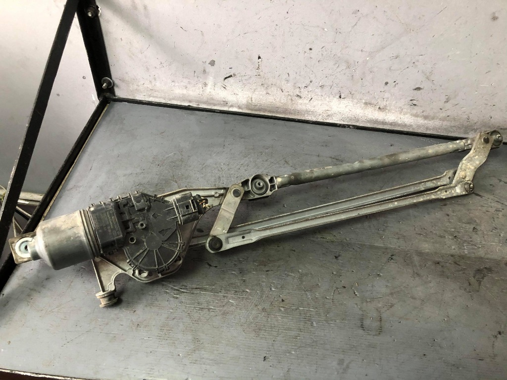 Ansamblu motoras stergatoare ford focus 2 0390241731 4m51-17508-aa 3397020778