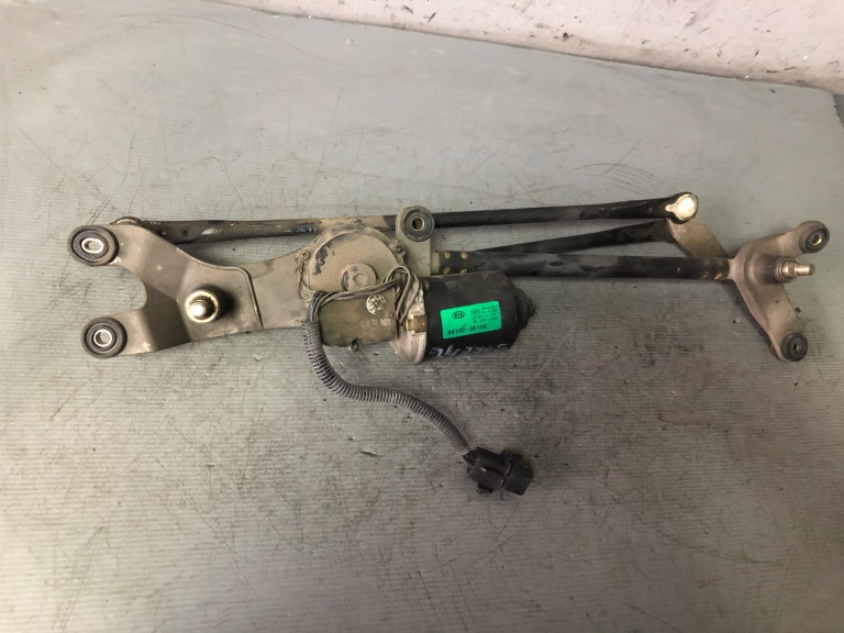 Ansamblu motoras stergatoare kia sorento 1 dupa 2002 98100-3e100