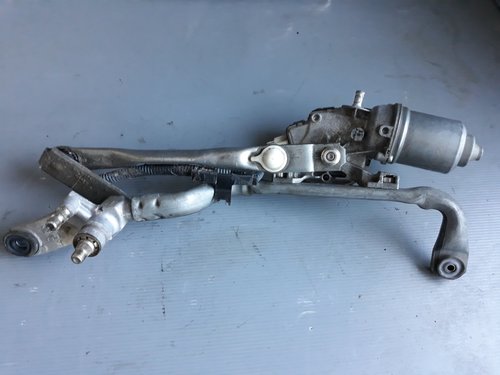 Ansamblu motoras stergatoare toyota yaris p13 159300-4134 85110-0d190