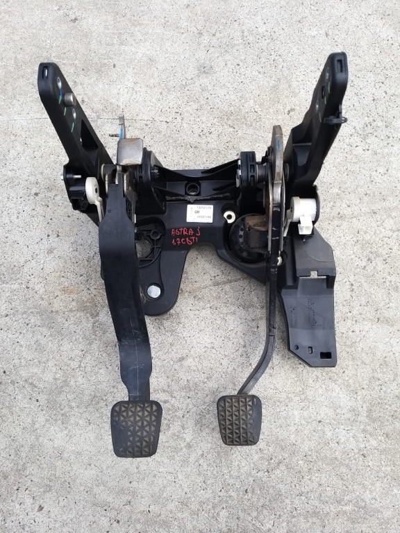 Ansamblu pedalier 1.7 cdti opel astra j 13252175