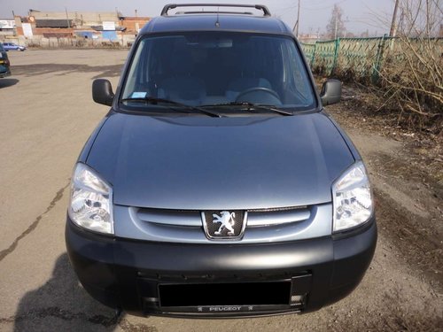 Ansamblu Stergatoare Cu Motoras Peugeot Partner 2004 2010