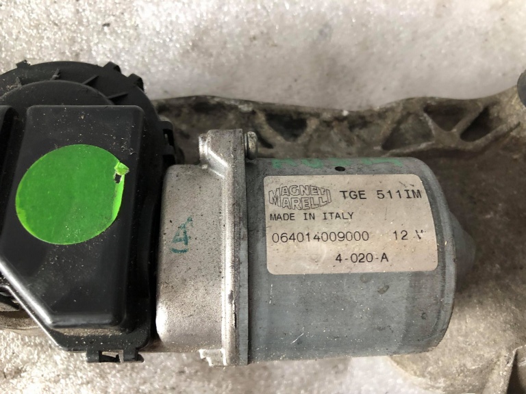 Ansamblu stergatoare motoras lancia musa tge511im