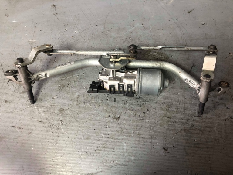 Ansamblu stergatoare motoras peugeot 207 3397020769 0390241540 9650380780
