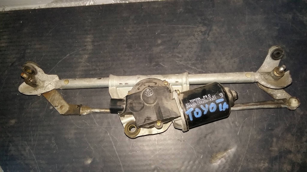 Ansamblu stergatoare motoras timonerie toyota yaris p2 85110-52090 159200-4301