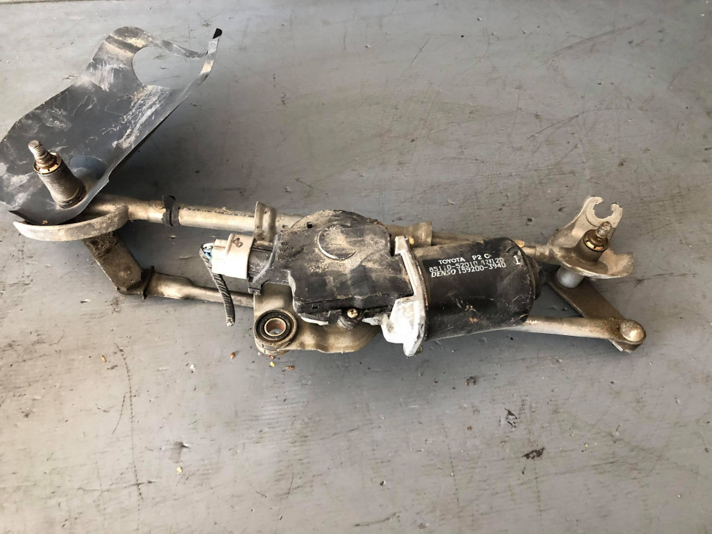 Ansamblu stergatoare motoras toyota yaris 1999-2005 85110-52010 159200-3940