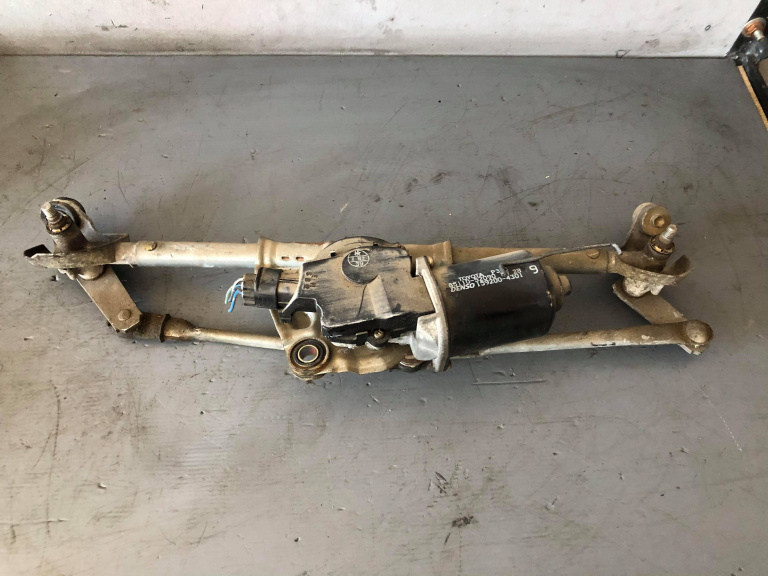 Ansamblu stergatoare motoras toyota yaris p2 1999-2005 85110-52090 159200-4301