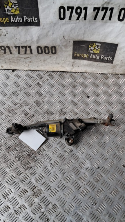 Ansamblu stergator cu motoras Citroen C3 1.6 1.6V cod 53559002 / 9638117180