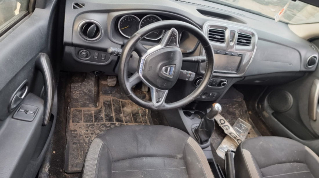 Ansamblu stergator cu motoras Dacia Sandero 2 2017 hatchback 1.5 dci