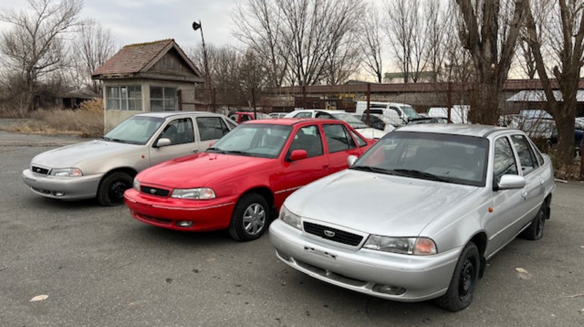 Ansamblu stergator cu motoras Daewoo Cielo 1995 BERLINA 1.5 BENZINA