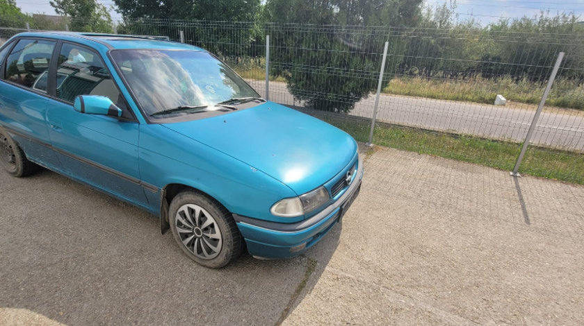 ANSAMBLU STERGATOR CU MOTORAS OPEL ASTRA F SEDAN 1.7 TD 60KW 82CP FAB. 1991 - 1999 ZXYW2018ION