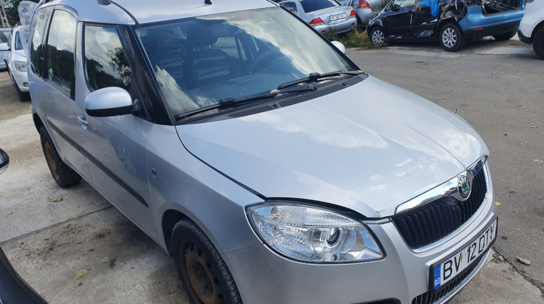 Ansamblu stergator cu motoras Skoda Roomster 2009 monovolum 1.4 tdi BNM