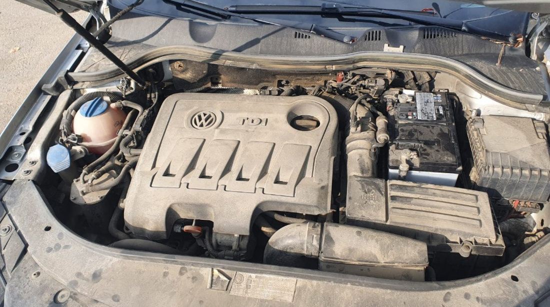 Ansamblu stergator cu motoras Volkswagen Passat B7 2012 break 2.0 tdi