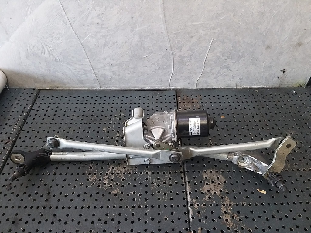Ansamblu stergator motoras bmw seria 1 e81 e87 404871 692570601