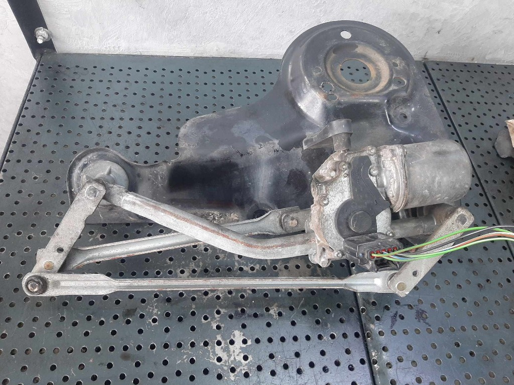 Ansamblu stergator motoras ford fiesta 5 2s6t-17b571-ac
