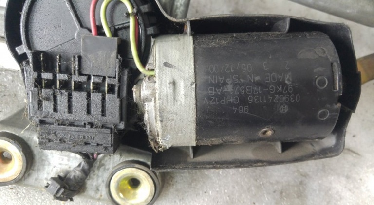 Ansamblu stergator motoras ford ka 0390241136