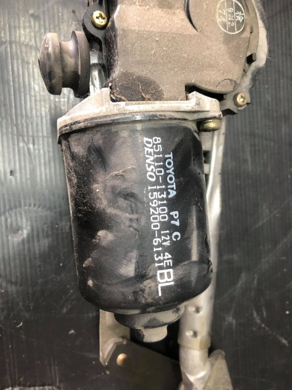 Ansamblu stergator motoras toyota corolla verso 85110-13100 159200-6131