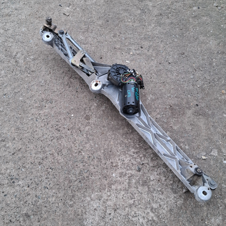 Ansamblu Stergator Parbriz Mercedes-Benz S-Class (W220) 1998-2005 Stanga Lhd 0390241435, 3391098390, 50848115801, 50848115801, 0580109211 Bosch