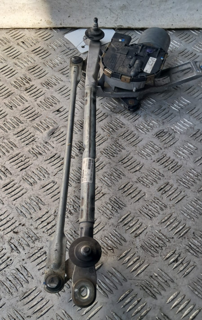 Ansamblu stergator parbriz volan pe stanga 8W1955023A / 3397021921 Audi A4 B9 [2015 - 2020] Sedan 2.0 TDI MT (190 hp) cod motor DETA , cod cutie SKE , an fabricatie 2017