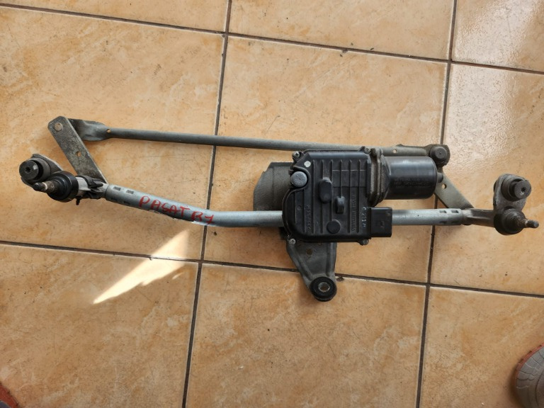 Ansamblu stergator Volkswagen Passat B7 Cod Piesa : 3AB955419