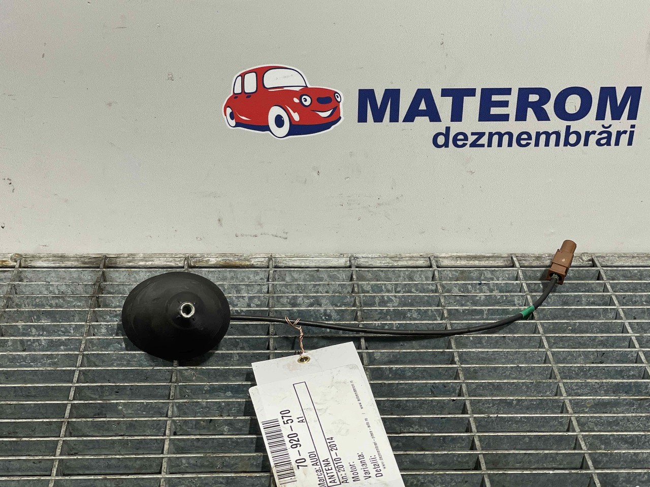 ANTENA AUDI A1 - - (2010 2014)