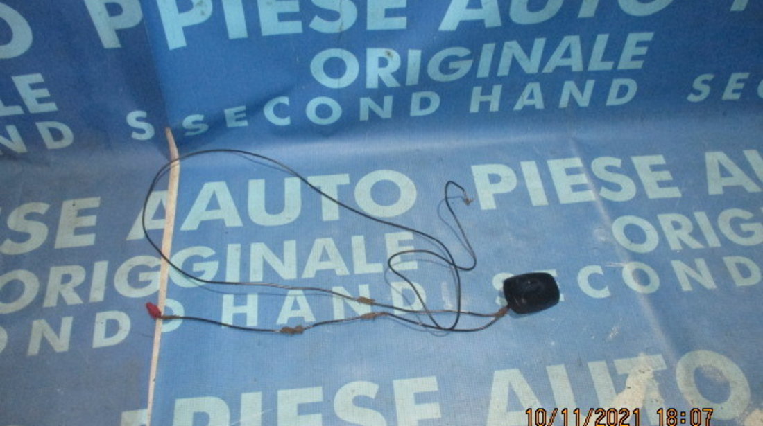 Antena Audi A4 2006; 8E9035503N