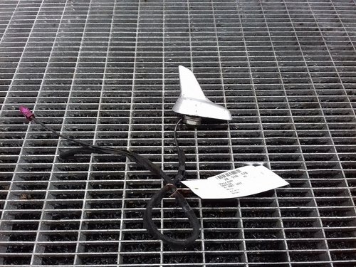 ANTENA AUDI A5 - - (2007 2011)