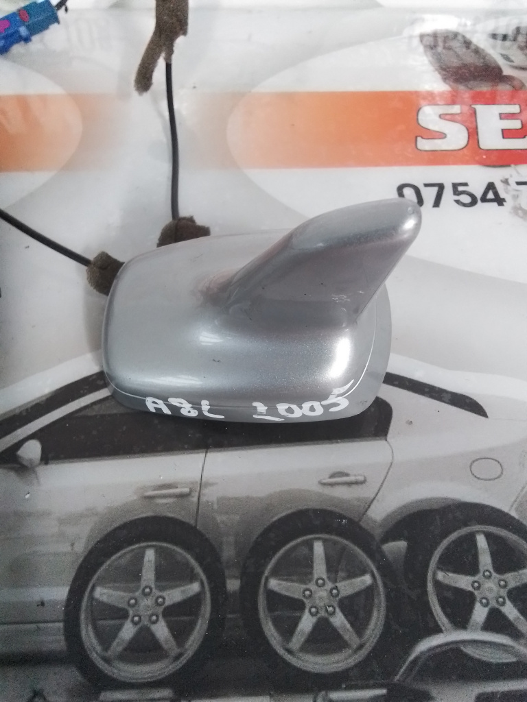 Antena Audi A8 (2002-2009) [4E] D3 3.0 Motorina 2005, 4E0035503R