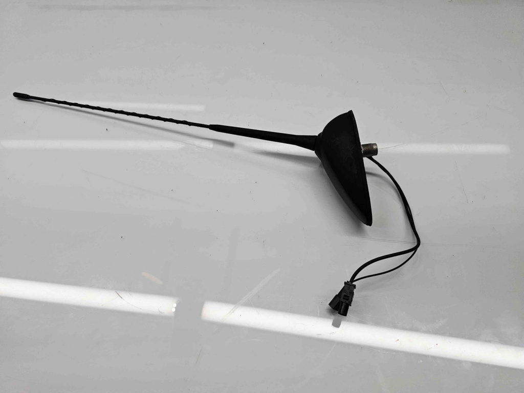 Antena Bmw 1 (E81, E87) [Fabr 2004-2010]