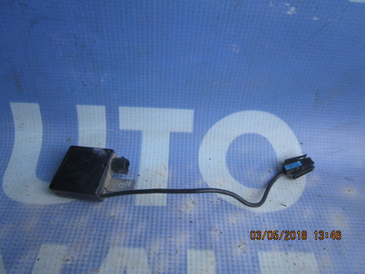 Antena BMW E53 X5; 8380945 (amplificator)