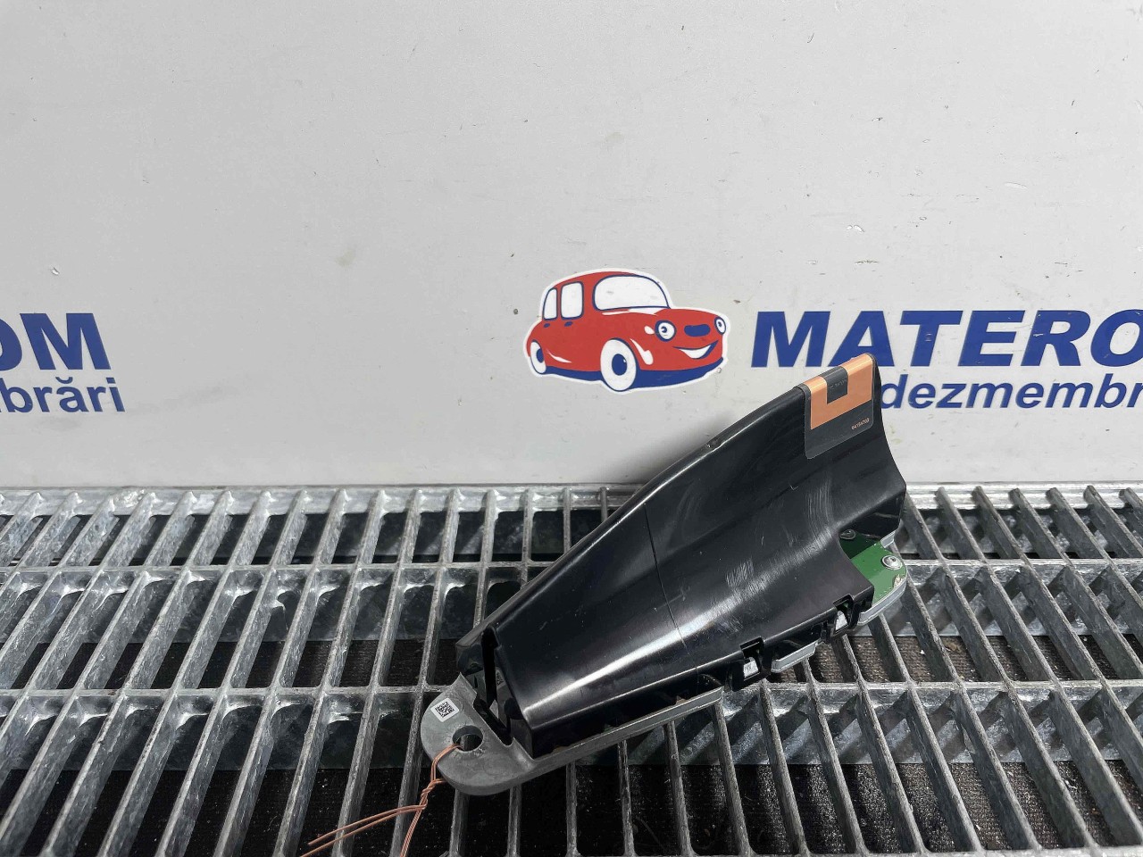 ANTENA BMW SERIA 3 F 30 SERIA 3 F 30 - - (2015 2018)