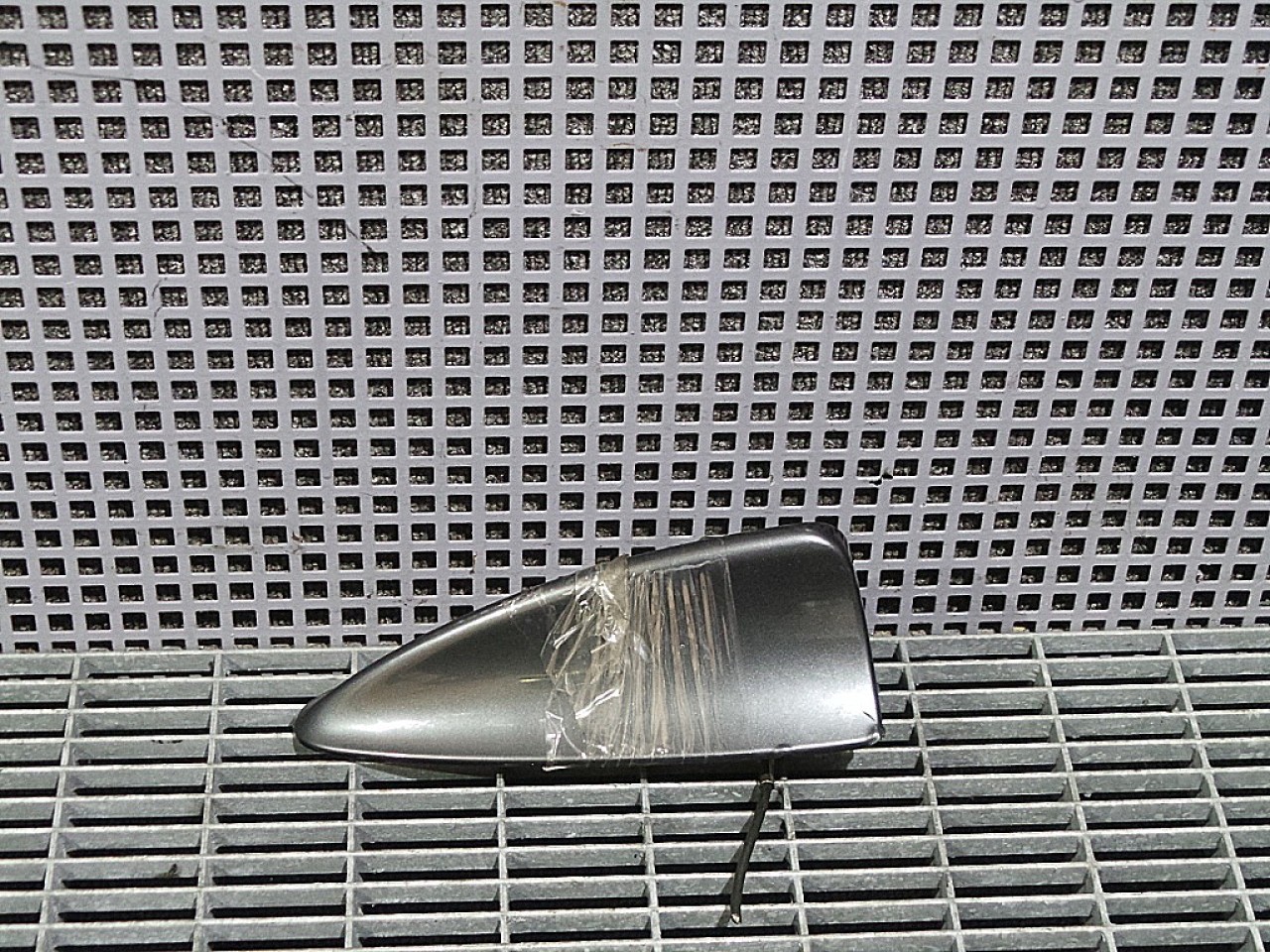 ANTENA BMW SERIA 5 E 60 SERIA 5 E 60 - - (2007 2010)