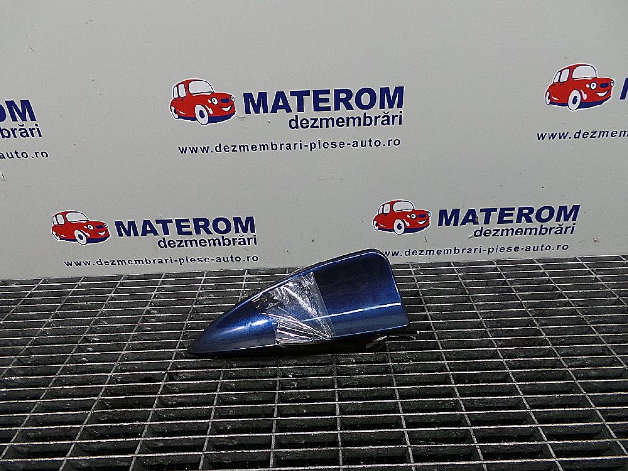 ANTENA BMW SERIA 5 E 60 SERIA 5 E 60 - - (2007 2010)