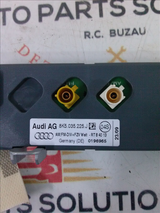 Antena FM AUDI A4 B8